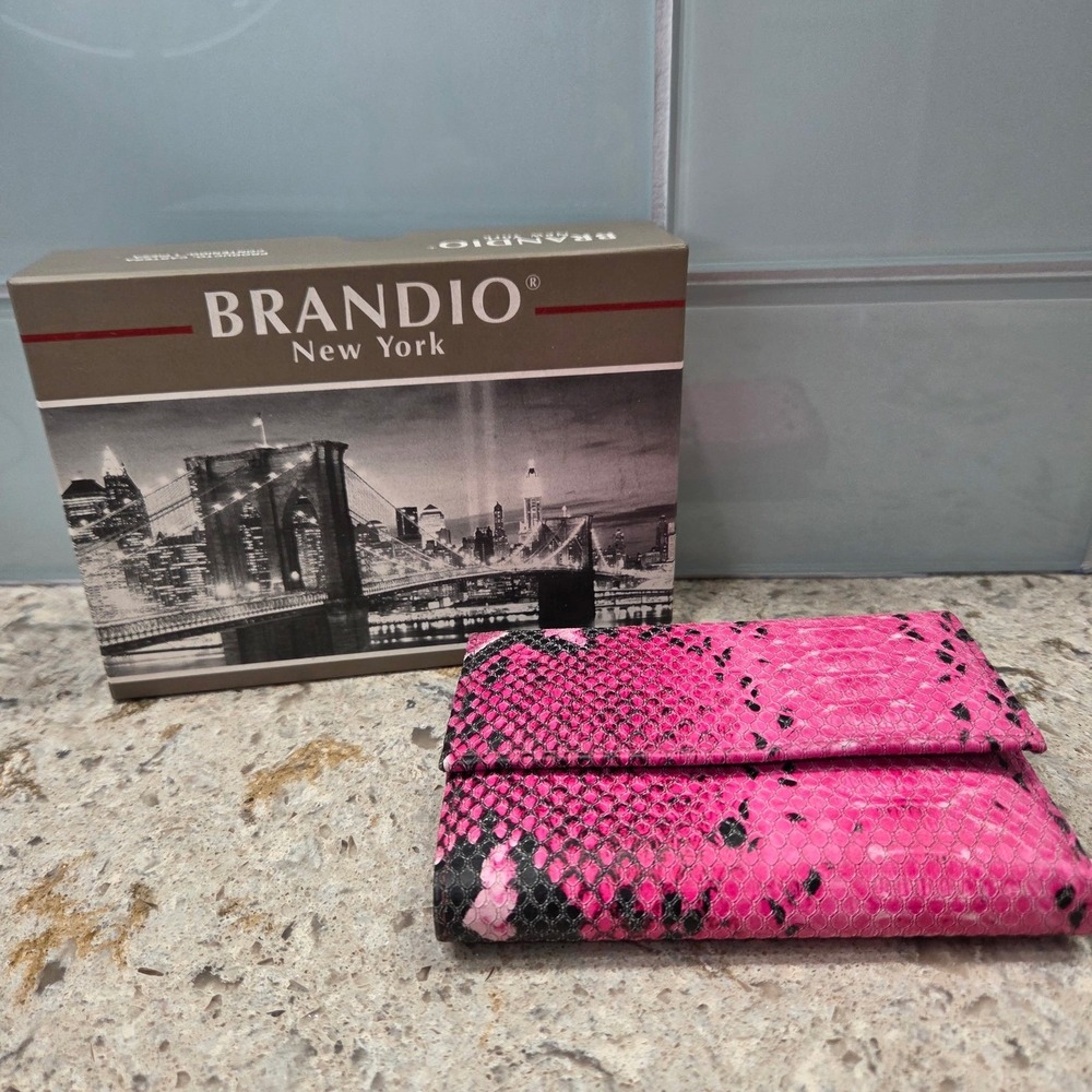 BRANDIO New York Wallet Pink Snakeskin Print Genuine Leather Trifold